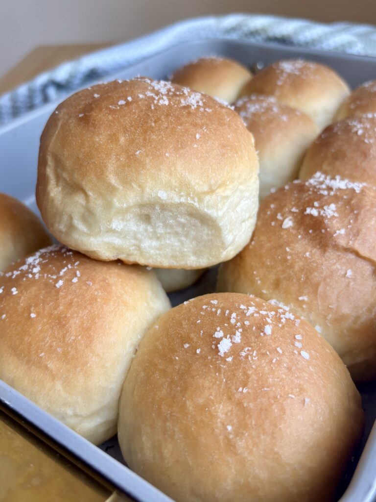 Soft Buttermilk Dinner Rolls